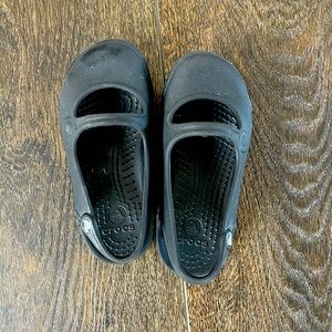 •toddler• mary jane style CROCS — black — size 7c
